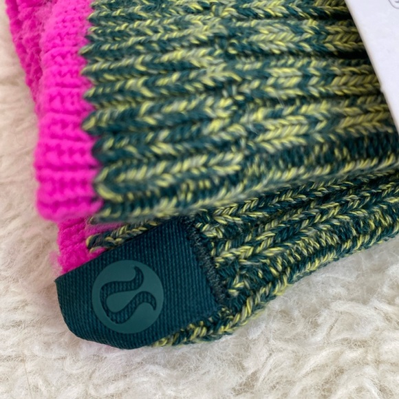 ❤️ Lululemon Essentials Ragg Socks Size Medium NWT - Picture 6 of 9